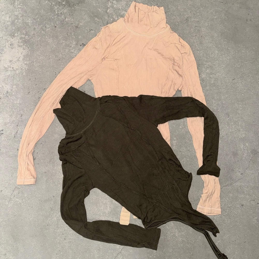Turtle neck body suit - olive green& tan
